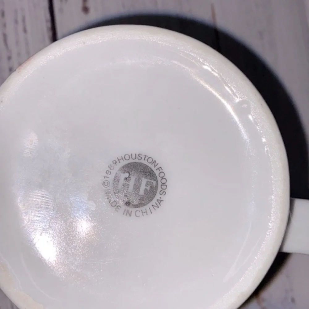 Vintage cabin in the snowy woods coffee mug
